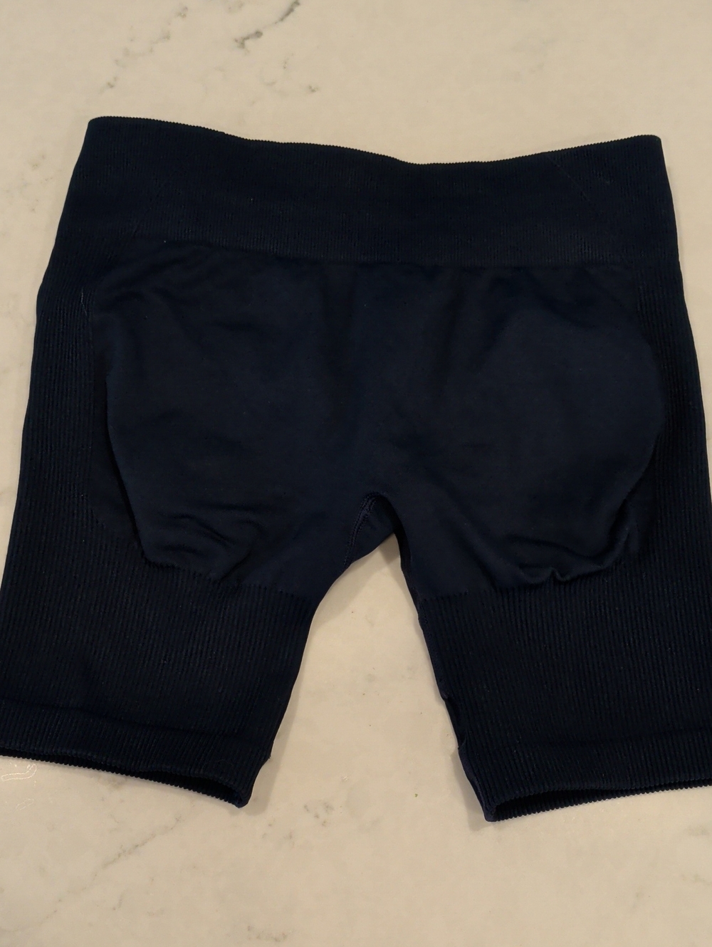 Thrivin Navy Scrunch Butt Shorts Size Medium